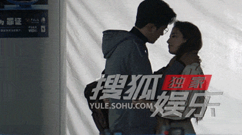 Hot nhất Weibo: Lưu Diệc Phi v&agrave; mỹ nam C&acirc;u Chuyện Hoa Hồng lộ bằng chứng phim giả t&igrave;nh thật kh&oacute; chối c&atilde;i- Ảnh 4.
