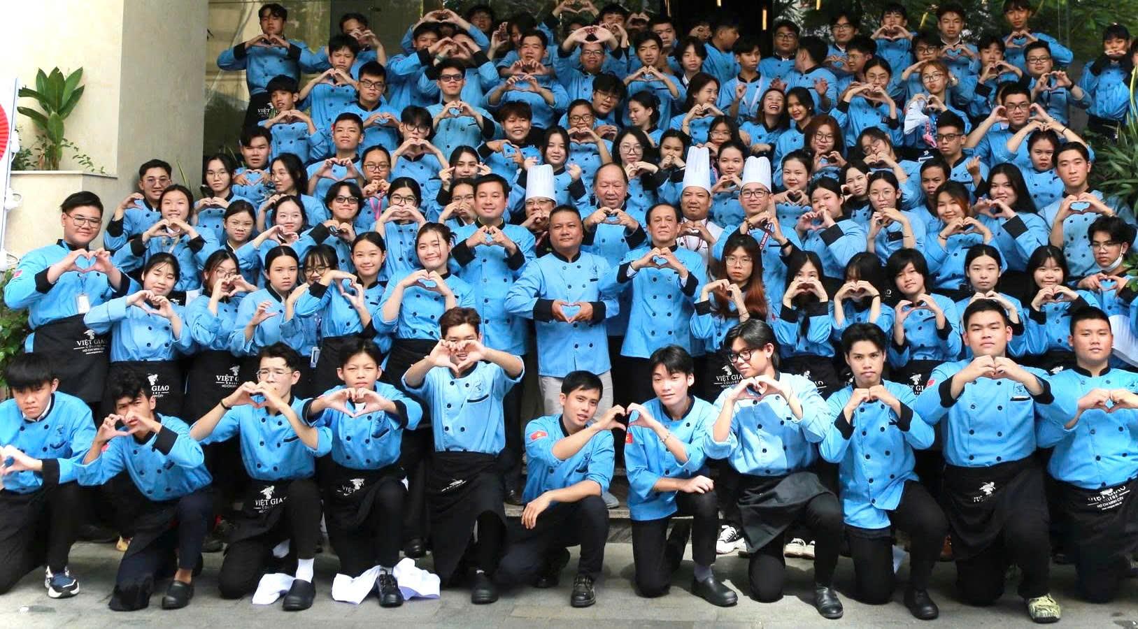 Lộ tr&igrave;nh đ&oacute;n đầu th&agrave;nh c&ocirc;ng với ng&agrave;nh Quản trị bếp - ẩm thực tại Trung cấp Việt Giao - Ảnh 4.