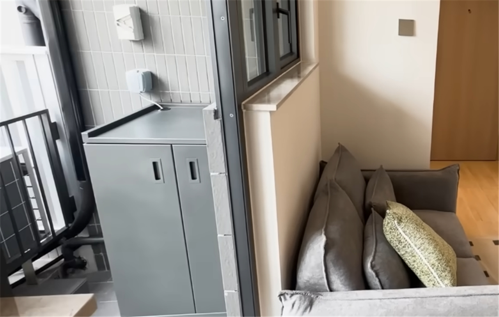 C&ocirc; g&aacute;i trẻ khoe căn hộ 20m&sup2; nhỏ hơn 2 chỗ đậu xe nhưng vẫn đủ ph&ograve;ng kh&aacute;ch, bếp, ph&ograve;ng ngủ v&agrave; cả ban c&ocirc;ng khiến nhiều người bất ngờ- Ảnh 2.