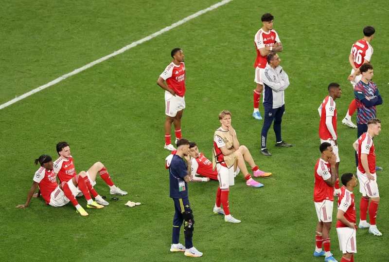 PSG dựng tượng đài kỷ lục, Arsenal ôm nỗi đau 266 trận - Ảnh 2.