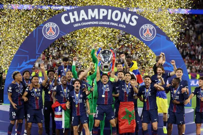 Paris hỗn loạn trong đ&ecirc;m PSG đăng quang Champions League - Ảnh 3.