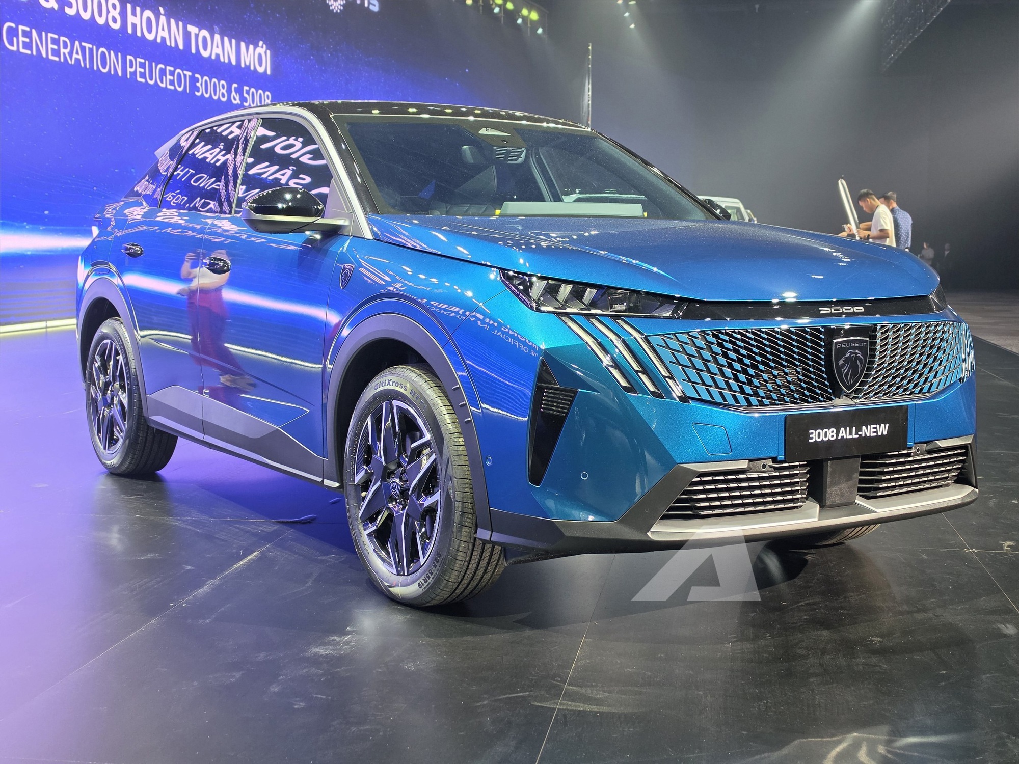 Peugeot 3008 và 5008 thế hệ mới ra mắt Việt Nam: Giá từ 1,279 tỷ, màn hình 21 inch, công nghệ ngập tràn, phả hơi nóng lên CR-V, Santa Fe- Ảnh 2. Peugeot 3008 và 5008 thế hệ mới ra mắt Việt Nam: Giá từ 1,279 tỷ, màn hình 21 inch, công nghệ ngập tràn, phả hơi nóng lên CR-V, Santa Fe- Ảnh 2.