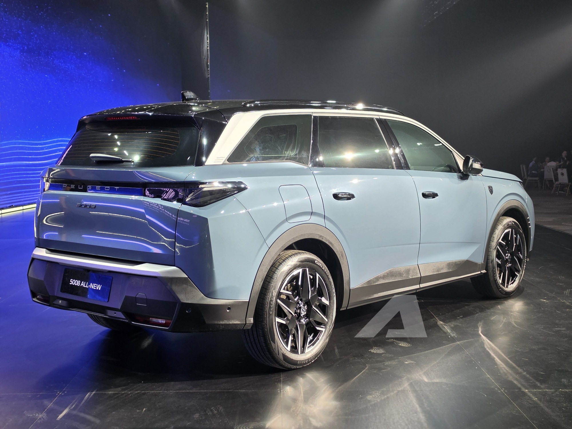 Peugeot 3008 và 5008 thế hệ mới ra mắt Việt Nam: Giá từ 1,279 tỷ, màn hình 21 inch, công nghệ ngập tràn, phả hơi nóng lên CR-V, Santa Fe- Ảnh 15. Peugeot 3008 và 5008 thế hệ mới ra mắt Việt Nam: Giá từ 1,279 tỷ, màn hình 21 inch, công nghệ ngập tràn, phả hơi nóng lên CR-V, Santa Fe- Ảnh 15.