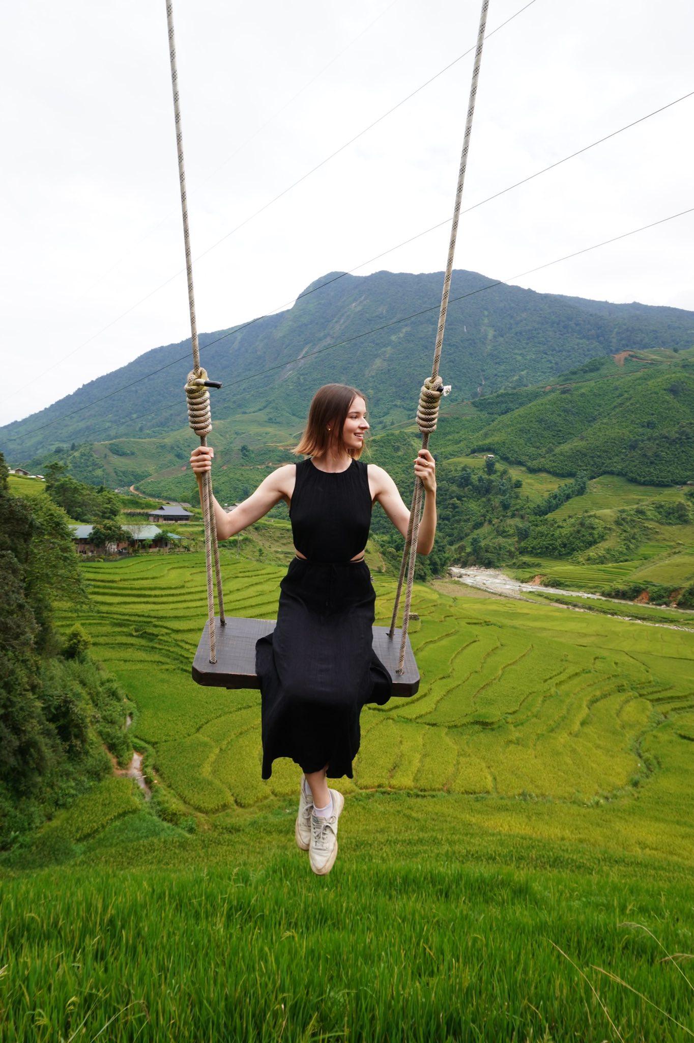 H&agrave;nh tr&igrave;nh xuy&ecirc;n Việt của Iryna Yang: Kh&aacute;m ph&aacute; văn h&oacute;a qua h&igrave;nh ảnh tr&ecirc;n tiền Việt Nam - Ảnh 3.