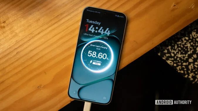 Thử d&ugrave;ng mẫu điện thoại pin khủng 9.000 mAh để chơi game 3 tiếng li&ecirc;n tục: C&aacute;i kết khiến t&ocirc;i "ng&acirc;y người" - Ảnh 9.
