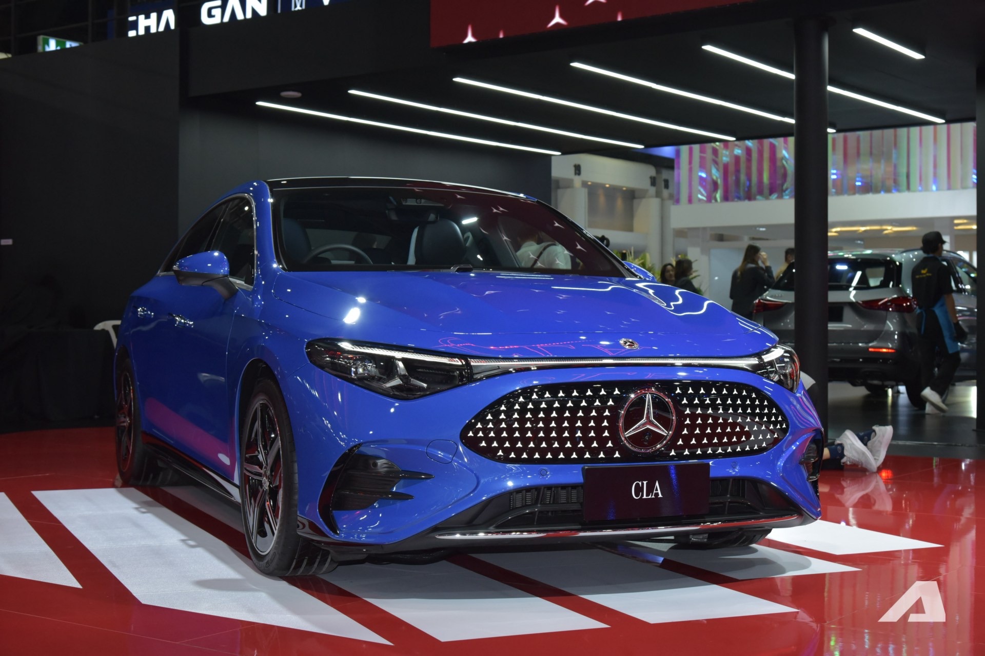 Mercedes-Benz CLA 2026 gi&aacute; dự kiến từ gần 1,7 tỷ đồng tại Việt Nam: C&oacute; g&oacute;i thể thao, mạnh hơn 220hp, chạy tới hơn 500km/sạc- Ảnh 3.