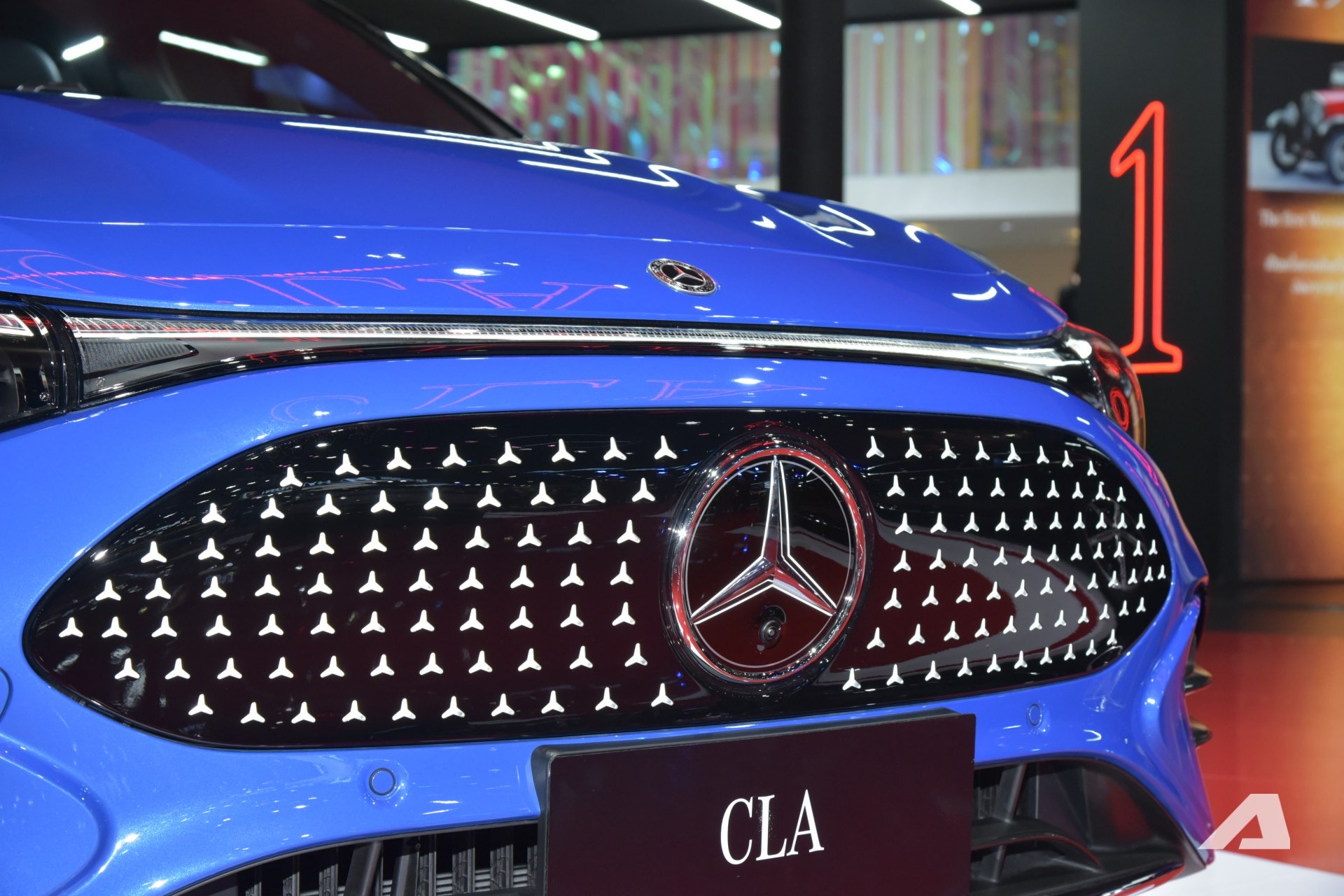 Mercedes-Benz CLA 2026 gi&aacute; dự kiến từ gần 1,7 tỷ đồng tại Việt Nam: C&oacute; g&oacute;i thể thao, mạnh hơn 220hp, chạy tới hơn 500km/sạc- Ảnh 6.