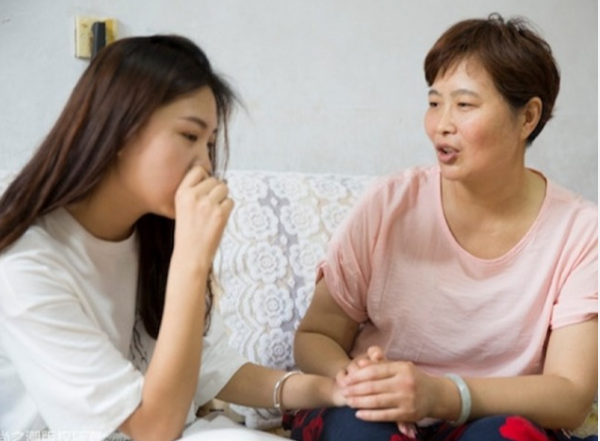 Mẹ chồng sang ở chung "tạm thời" đ&atilde; được 2 năm, t&ocirc;i kh&ocirc;ng d&aacute;m n&oacute;i g&igrave; v&igrave; một c&acirc;u b&agrave; từng n&oacute;i với t&ocirc;i ng&agrave;y cưới  - Ảnh 1.