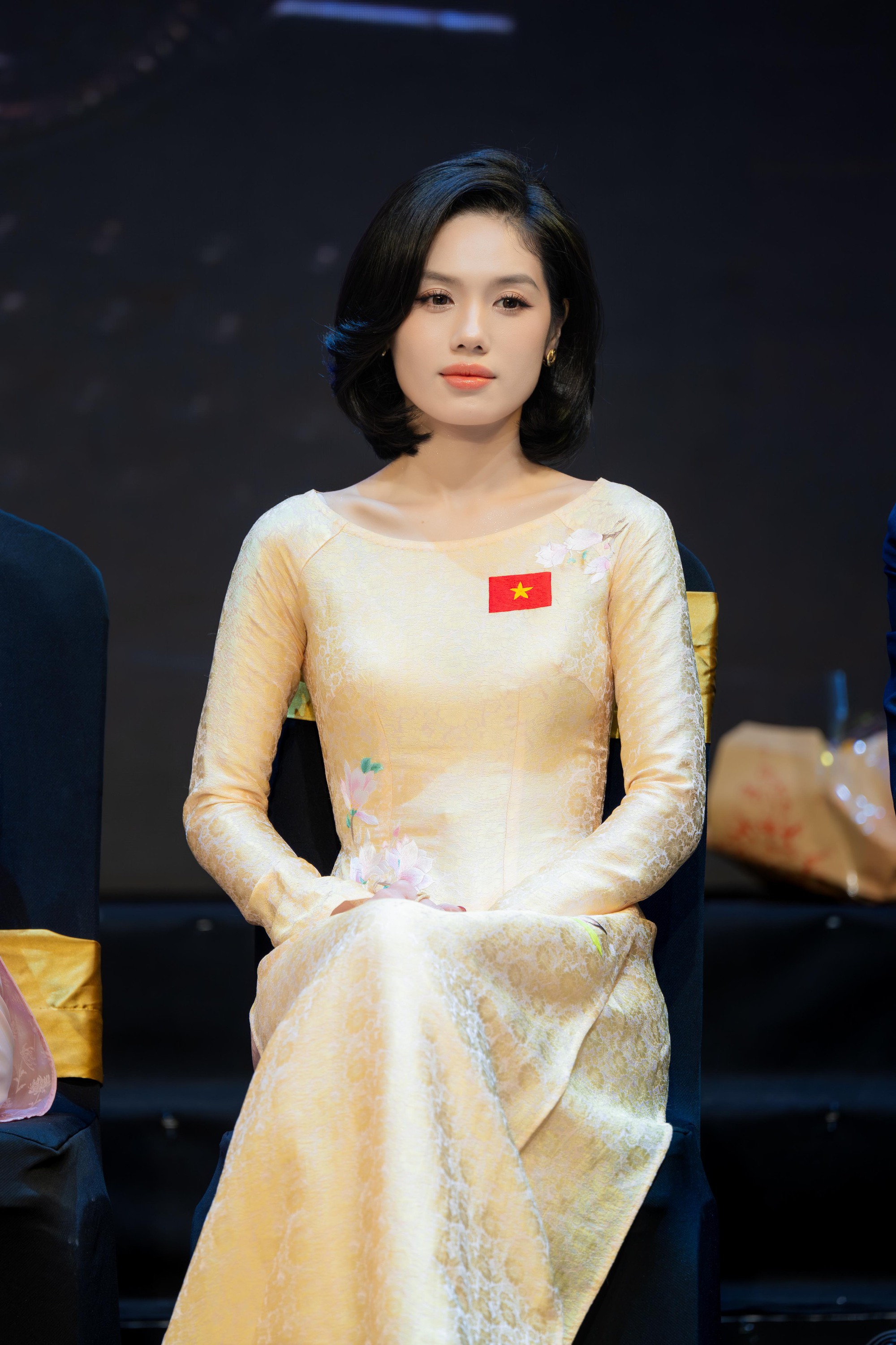 Quyết định của Ninh Dương Lan Ngọc đang khiến netizen khóc lụt MXH- Ảnh 9.