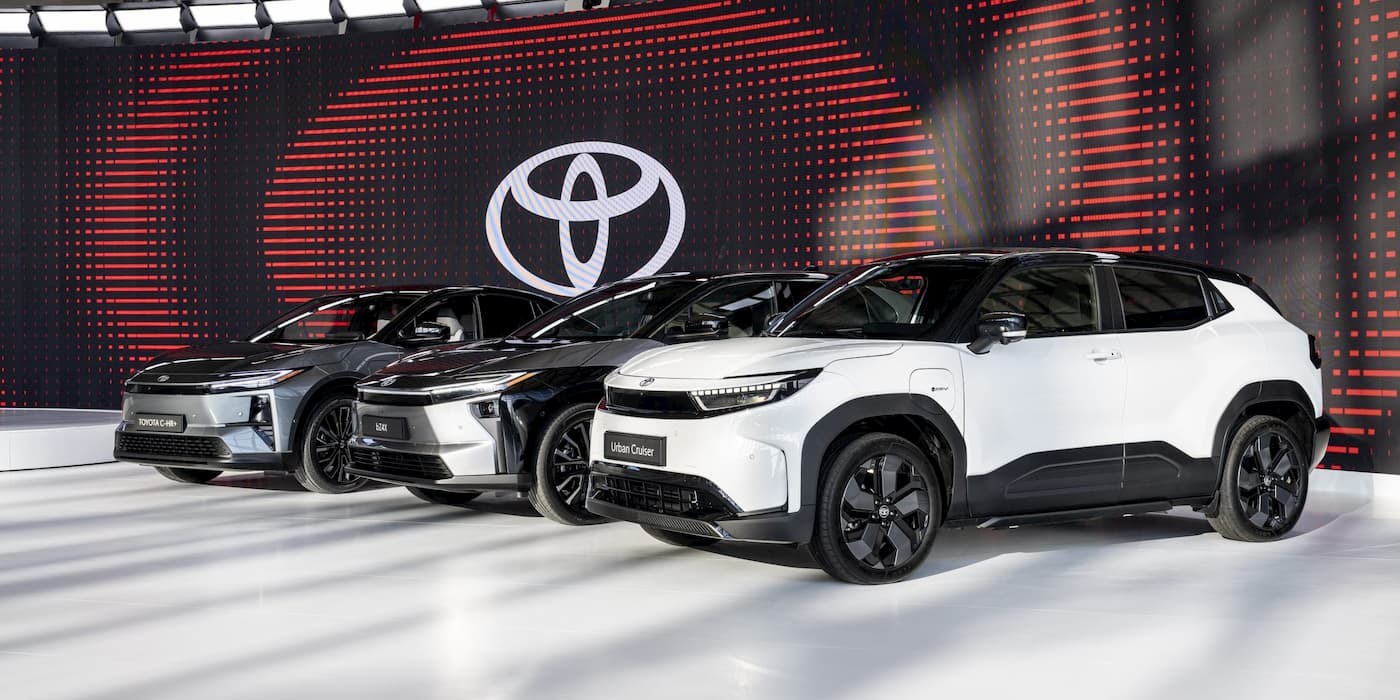 Từng bị coi l&agrave; 'chậm ch&acirc;n', Toyota lập kỷ lục doanh số EV, tung 7 mẫu xe mới để cạnh tranh h&atilde;ng Trung Quốc  - Ảnh 2.