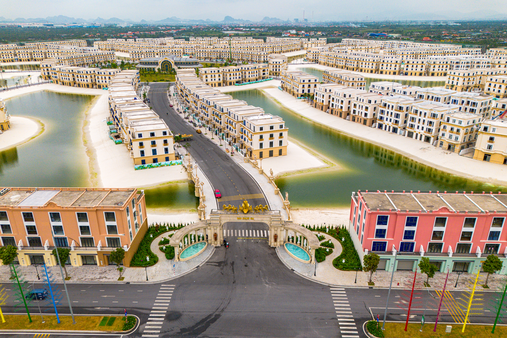 Vingroup, Sun Group v&agrave; những dự &aacute;n tỷ đ&ocirc; biến đảo hoang th&agrave;nh si&ecirc;u đ&ocirc; thị - Ảnh 5.