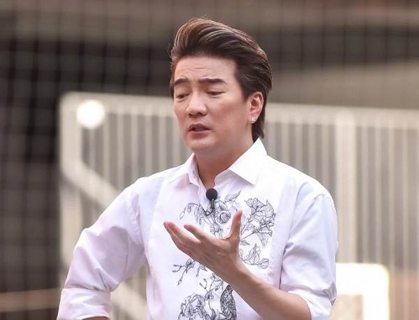 Đ&agrave;m Vĩnh Hưng tuy&ecirc;n bố tạm ngưng biểu diễn tại c&aacute;c ph&ograve;ng tr&agrave; - Ảnh 1.