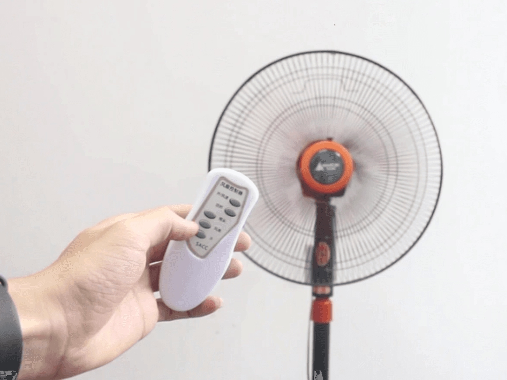 Bật quạt cả ngày tốn bao nhiêu tiền điện? EVN đưa ra đáp án - Ảnh 1.