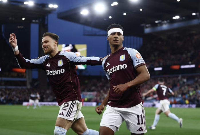 Aston Villa đại thắng Nottingham Forest, vào chung kết Europa League sau 44 năm - Ảnh 2.