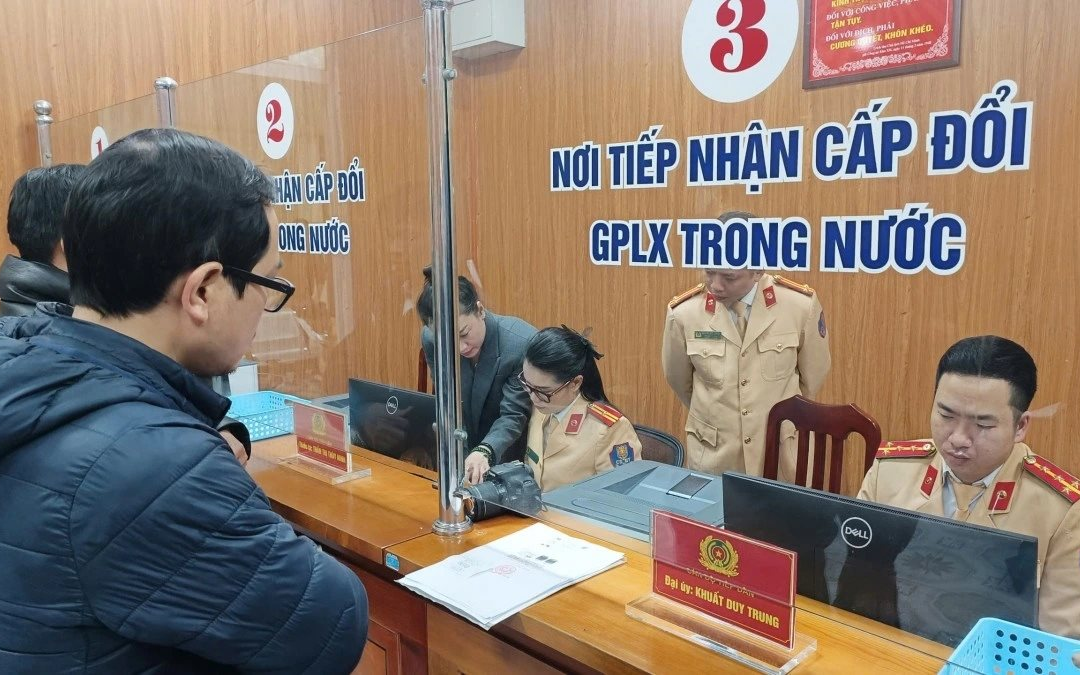 Th&ocirc;ng tin mới về giấy ph&eacute;p l&aacute;i xe m&agrave; tất cả người d&acirc;n cần biết    - Ảnh 1.