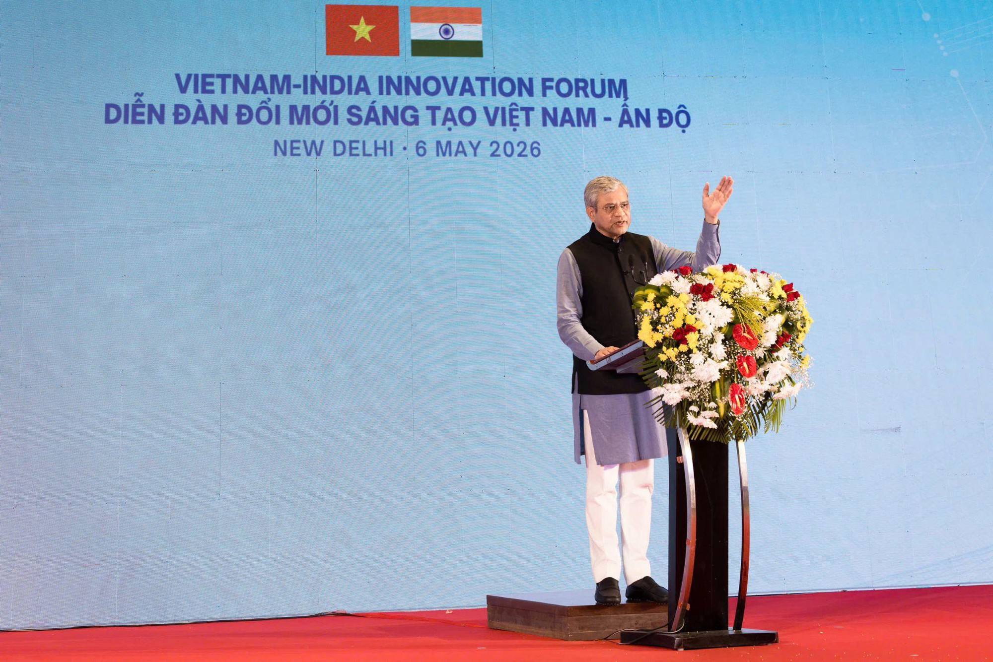 
Bộ trưởng Bộ Điện tử và Thông tin Truyền thông Ấn Độ phát biểu tại Diễn đàn
