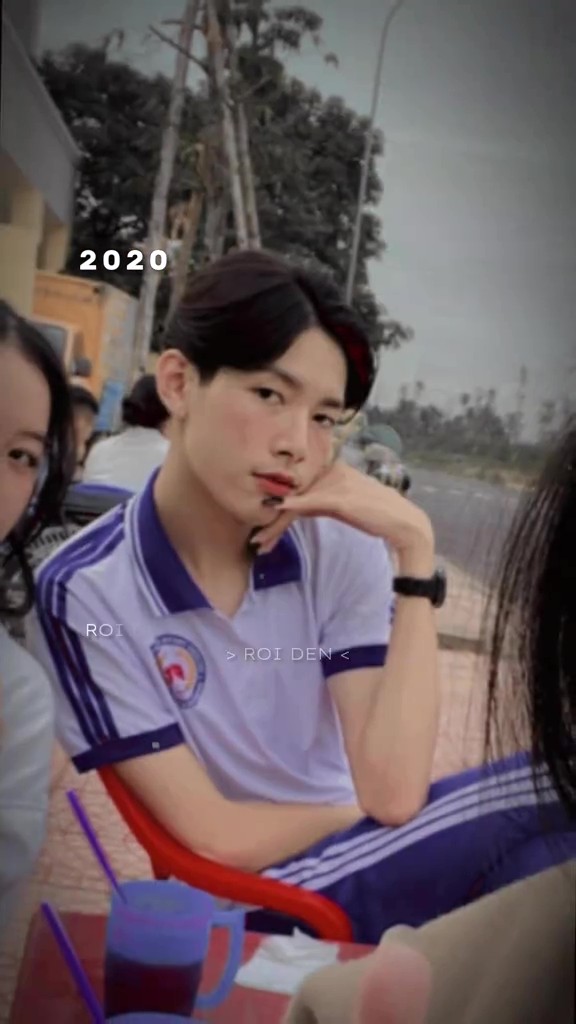 Hiện tượng chuyển giới Đồng Tháp đang viral quốc tế: Cao 1m86, mỗi bước sải chân 8 triệu người xem - Ảnh 3.