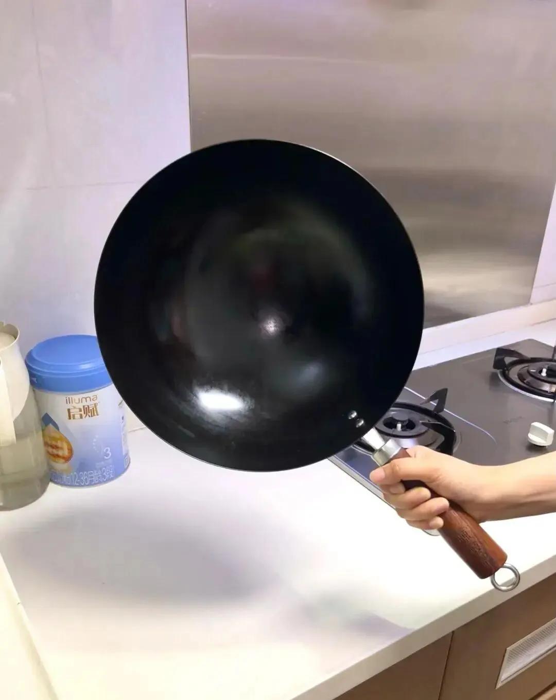 4 m&oacute;n nồi chảo cần thiết cho căn bếp gọn g&agrave;ng v&agrave; tiết kiệm - Ảnh 1.
