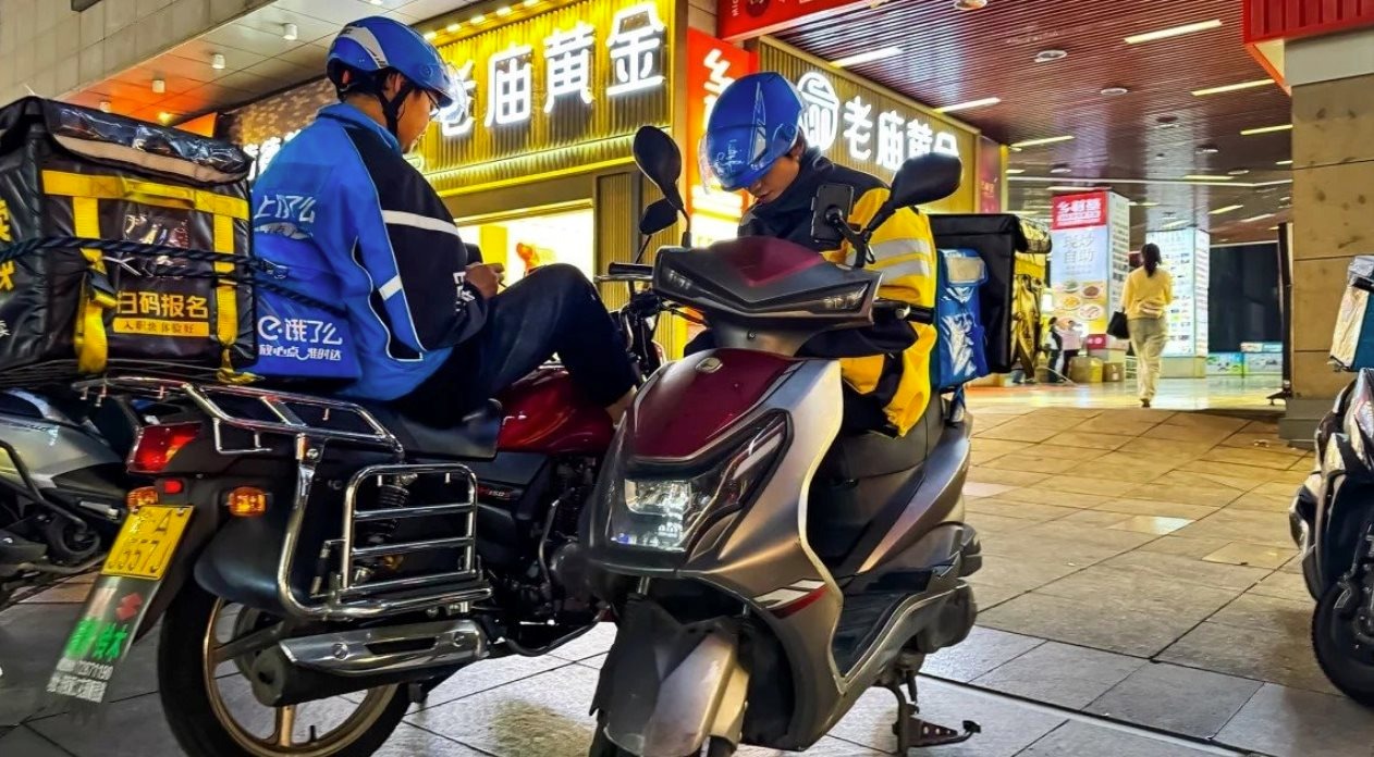 Shipper nhận &aacute;n t&ugrave; v&igrave; kh&ocirc;ng biết giao bưu kiện chứa v&agrave;ng - Ảnh 1.