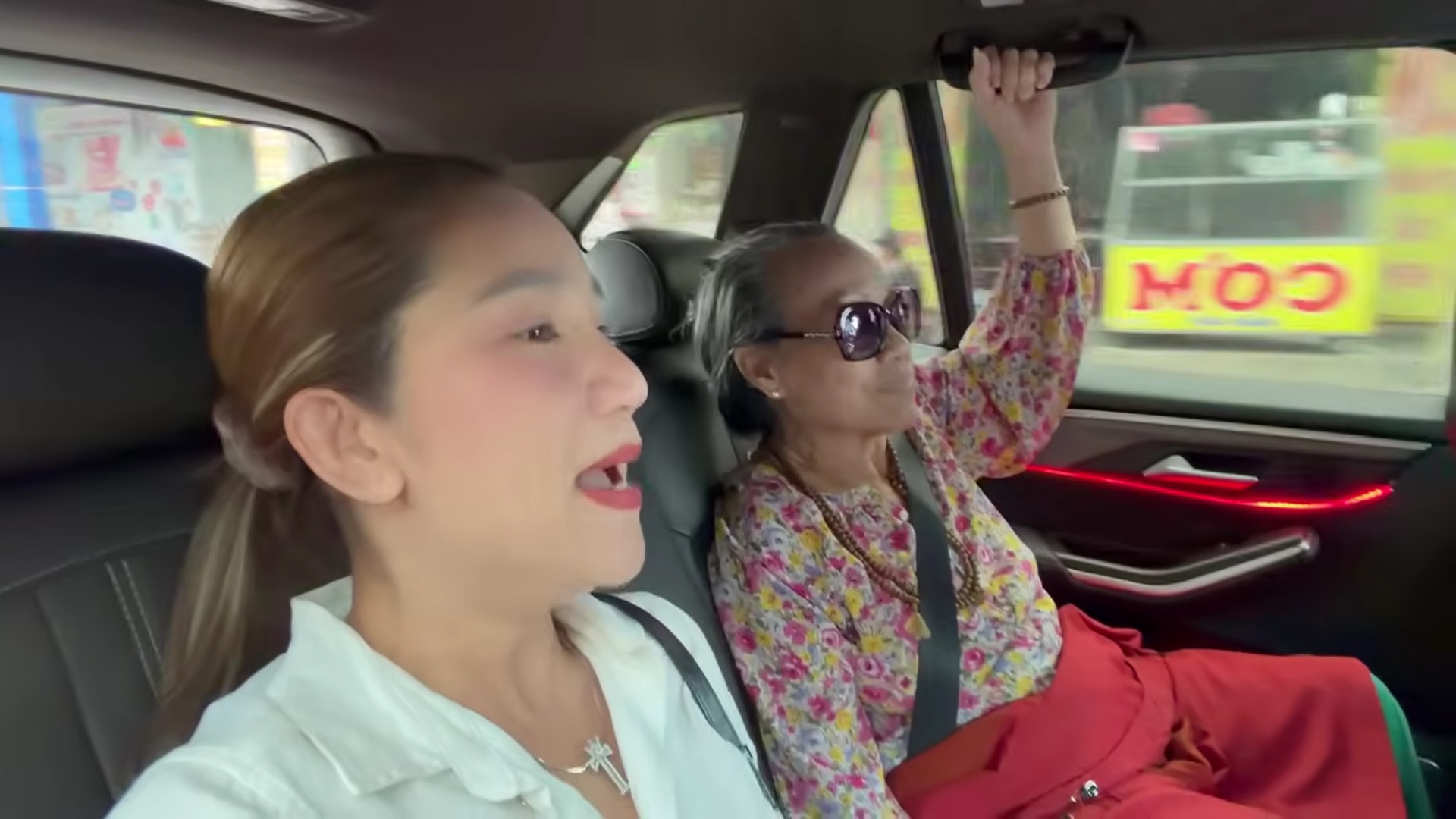 Nữ NSƯT gi&agrave;u c&oacute; tới Đại Nam: "T&ocirc;i sẽ t&ugrave;y cơ ứng biến"- Ảnh 1.