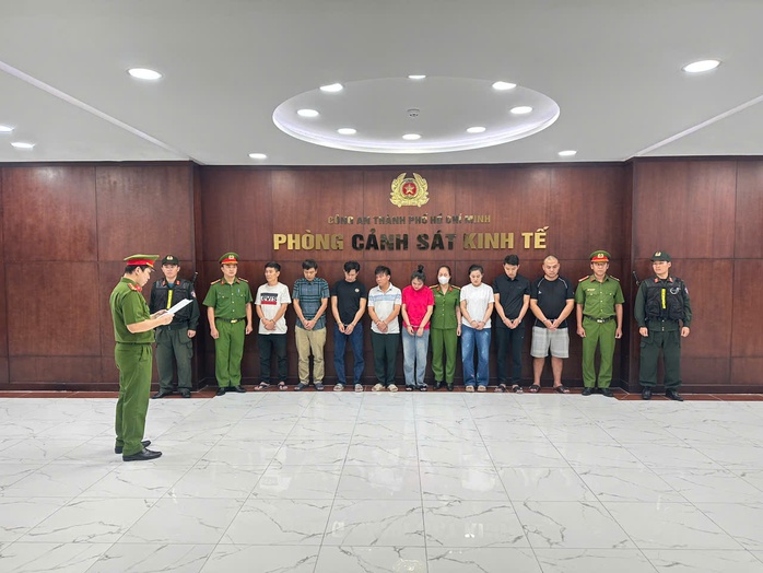 TPHCM: Lật tẩy đường dây "rửa" nguồn gốc động vật hoang dã, khởi tố nhiều kiểm lâm - Ảnh 1.