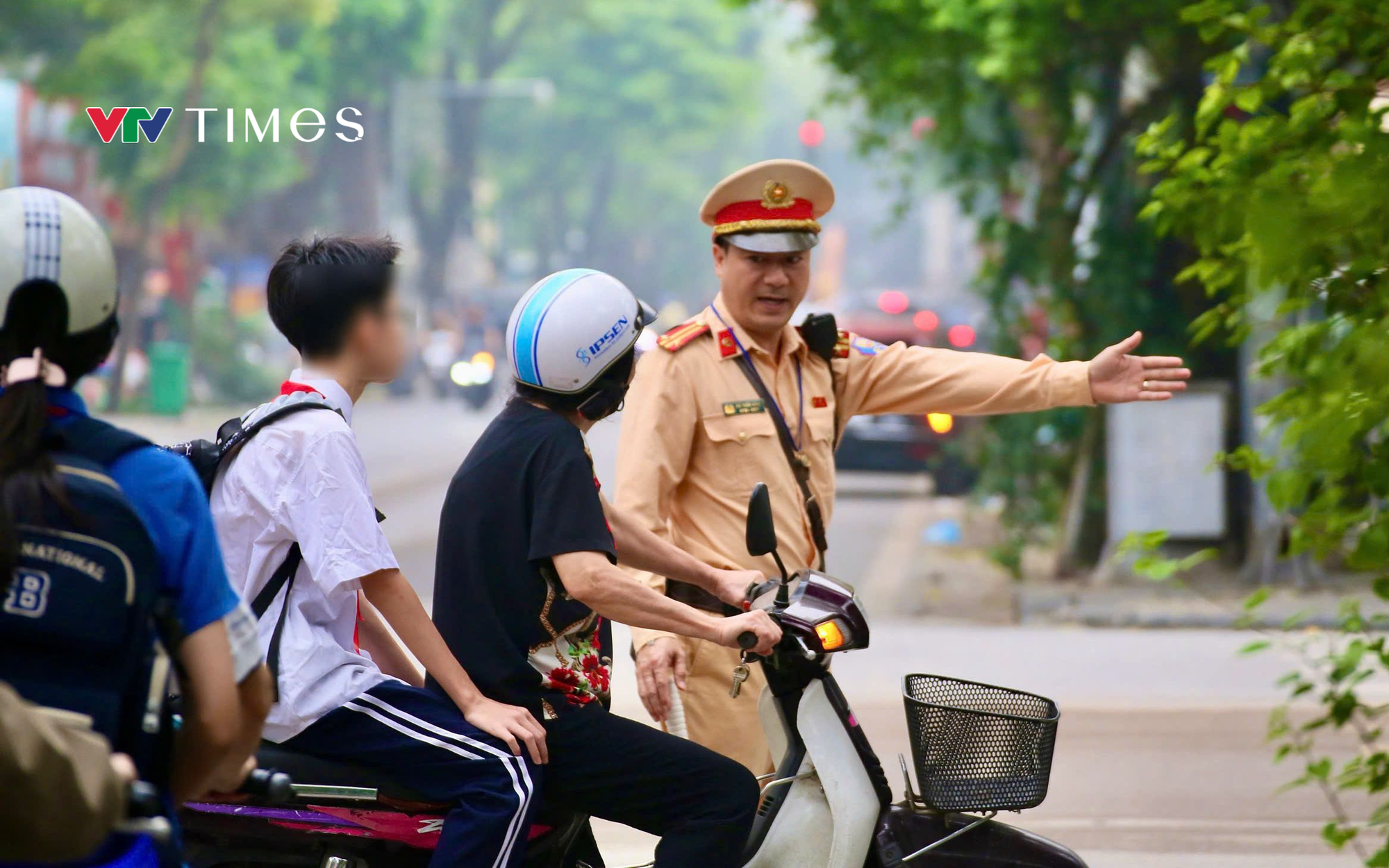Xử phạt vi phạm giao thông: Giảm dần việc liên lụy đến chủ xe nếu không có chứng cứ rõ ràng - Ảnh 1.