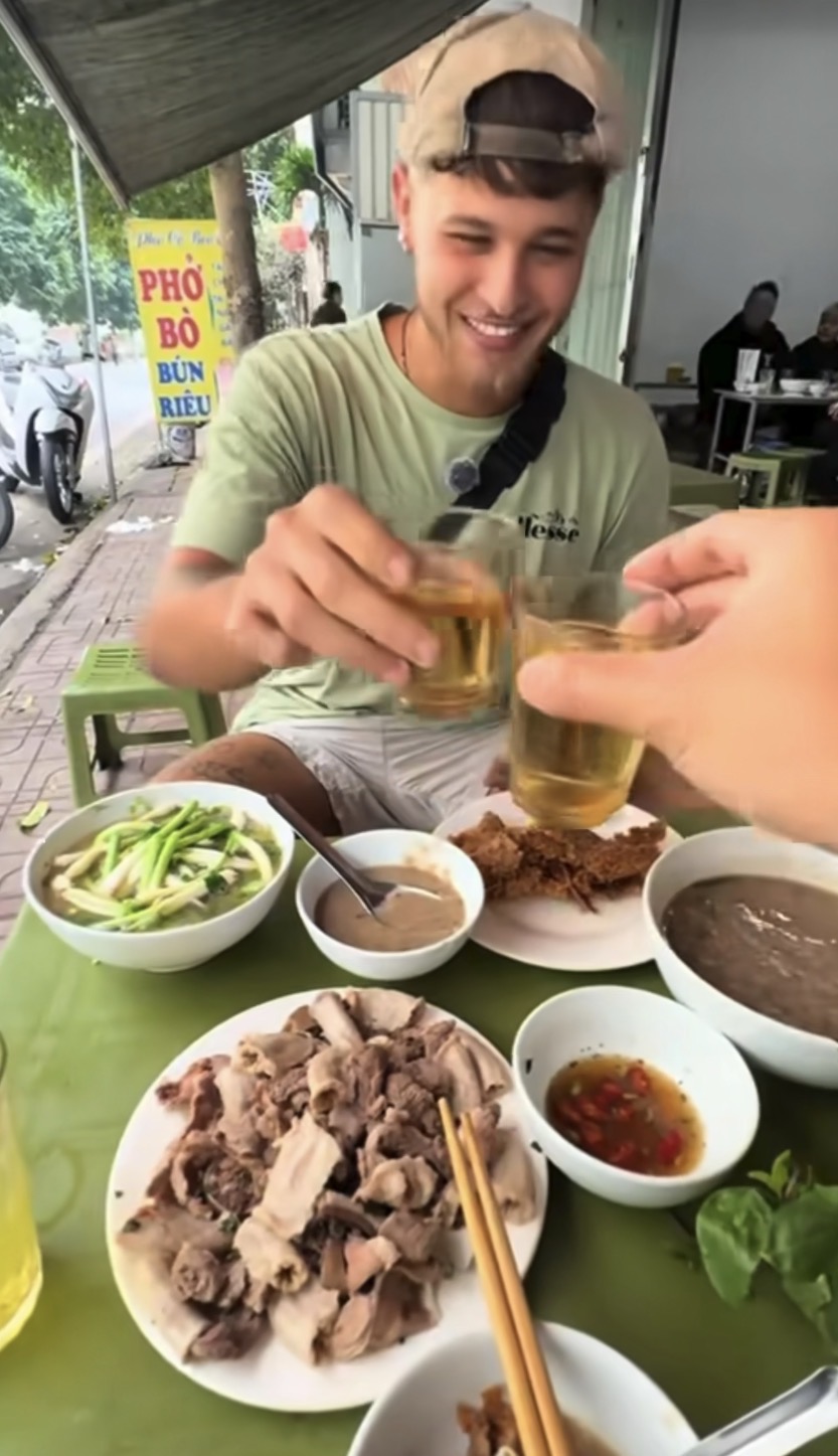 - Ảnh 9. - Ảnh 9.