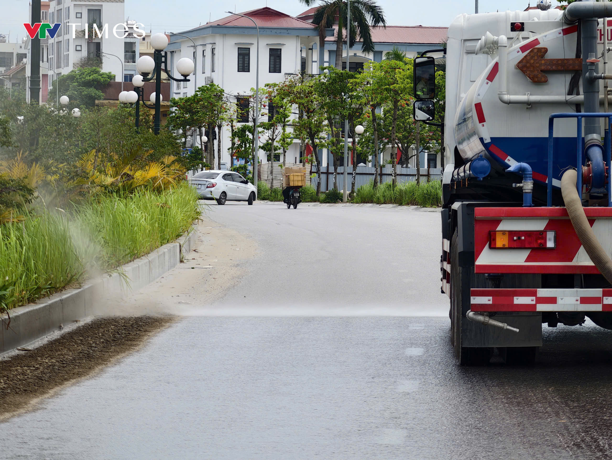 Hà Nội: Siết chặt quản lý vận tải, xử lý nghiêm hơn 1.600 xe tải vi phạm - Ảnh 9.
