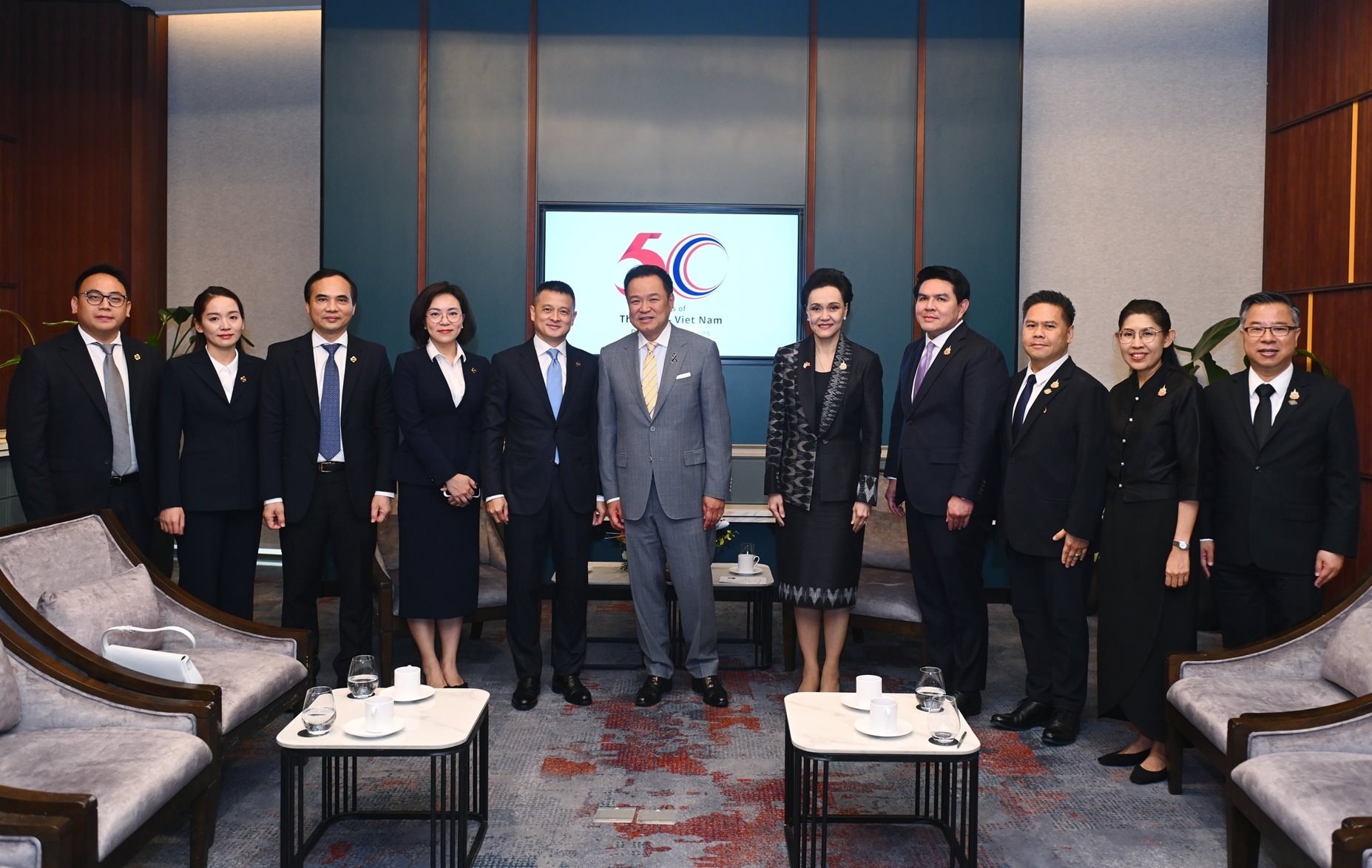 L&atilde;nh đạo Sun Group đề xuất với Thủ tướng Th&aacute;i Lan kiến tạo &ldquo;Hai quốc gia, một điểm đến&rdquo; - Ảnh 3.