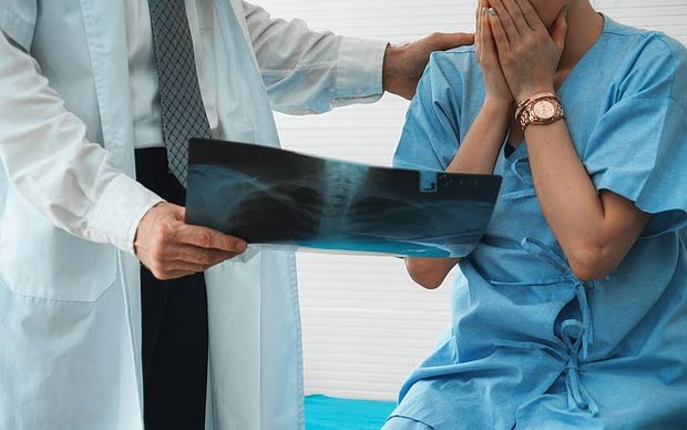 Mắc ung thư não nguy hiểm bậc nhất, bác sĩ làm điều chưa ai từng thử và tạo hy vọng mới - Ảnh 3.