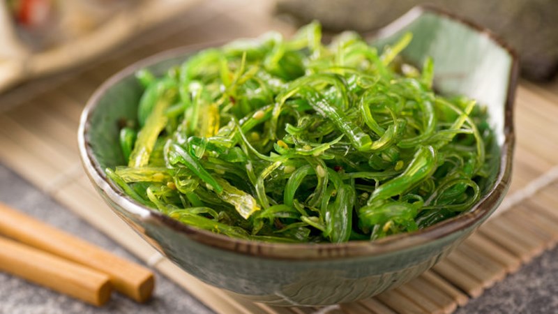 Đừng chỉ uống nước để giảm c&acirc;n m&ugrave;a h&egrave;: 5 thực phẩm ăn buổi tối gi&uacute;p cơ thể đốt mỡ ngay cả khi đang ngủ - Ảnh 3.