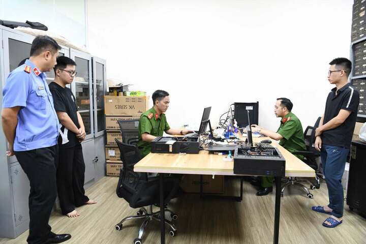 Khởi tố vụ &aacute;n x&acirc;m phạm quyền t&aacute;c giả tại Ph&uacute; Thọ li&ecirc;n quan đến phần mềm giả mạo - Ảnh 2.