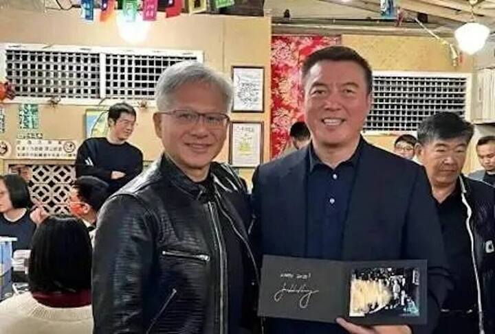 'Nụ h&ocirc;n trong thang m&aacute;y' l&agrave;m mất 7,5 tỷ USD của NVIDIA - Ảnh 2.