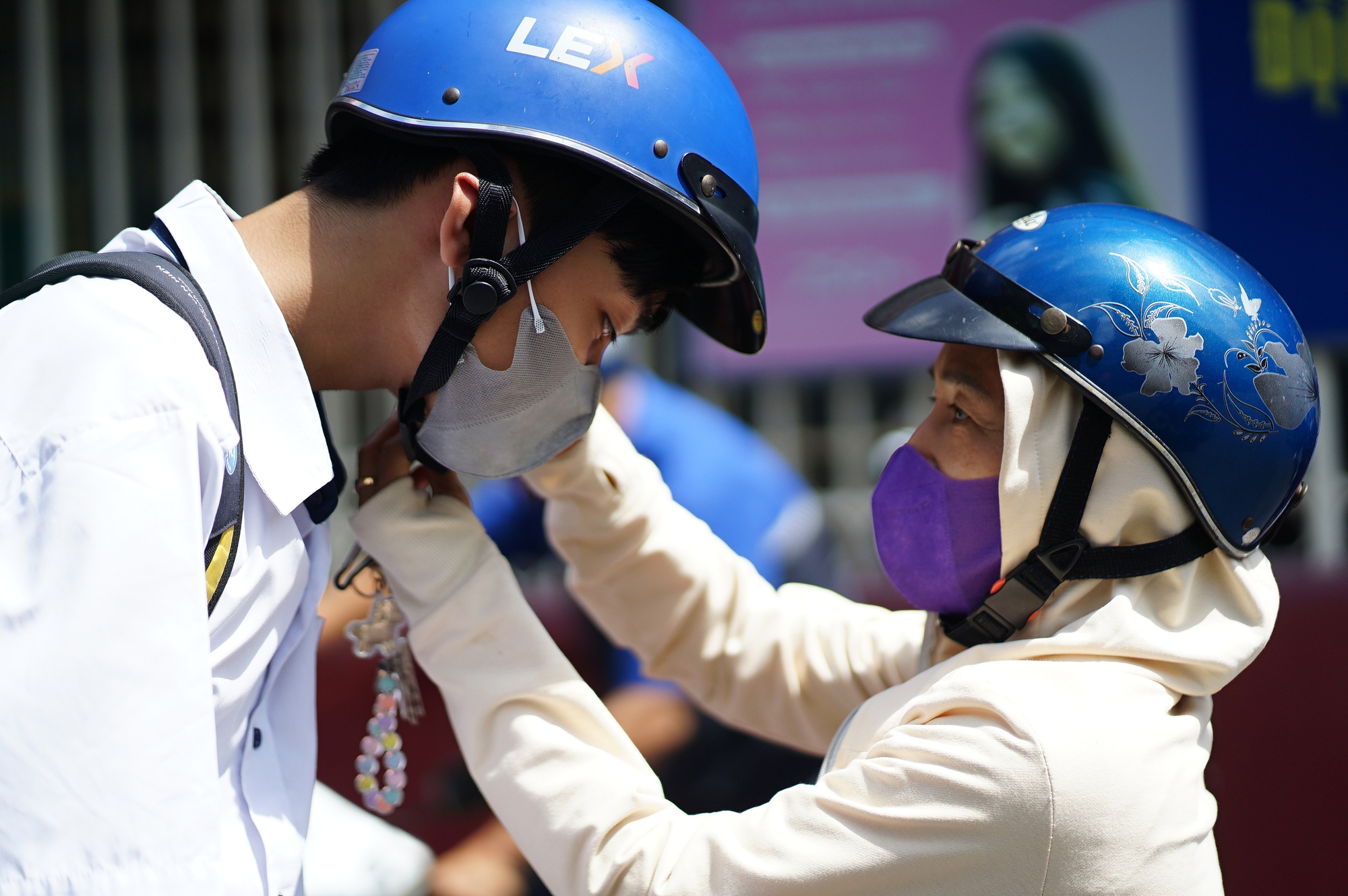 Hết giờ l&agrave;m b&agrave;i m&ocirc;n Văn thi tốt nghiệp THPT: Th&iacute; sinh ấn tượng với đề kiểu mới, c&acirc;u nghị luận x&atilde; hội được khen nức nở - Ảnh 10.