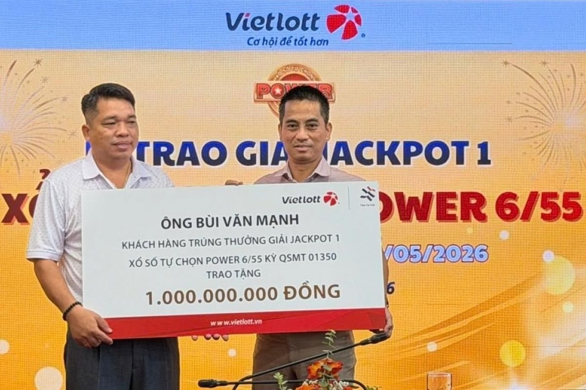 Chủ nh&acirc;n giải khủng, độc nhất lịch sử Vietlott: "Người ta bảo '&ocirc;ng n&agrave;y chắc được thu&ecirc; ở đ&acirc;u về diễn'" - Ảnh 3.