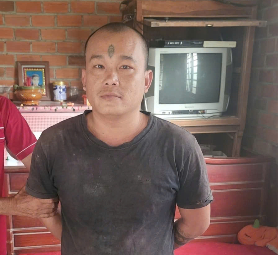 Đối tượng truy nã Trần Quốc Chinh vừa về Tây Ninh đã bị bắt giữ - Ảnh 1. Đối tượng truy nã Trần Quốc Chinh vừa về Tây Ninh đã bị bắt giữ - Ảnh 1.