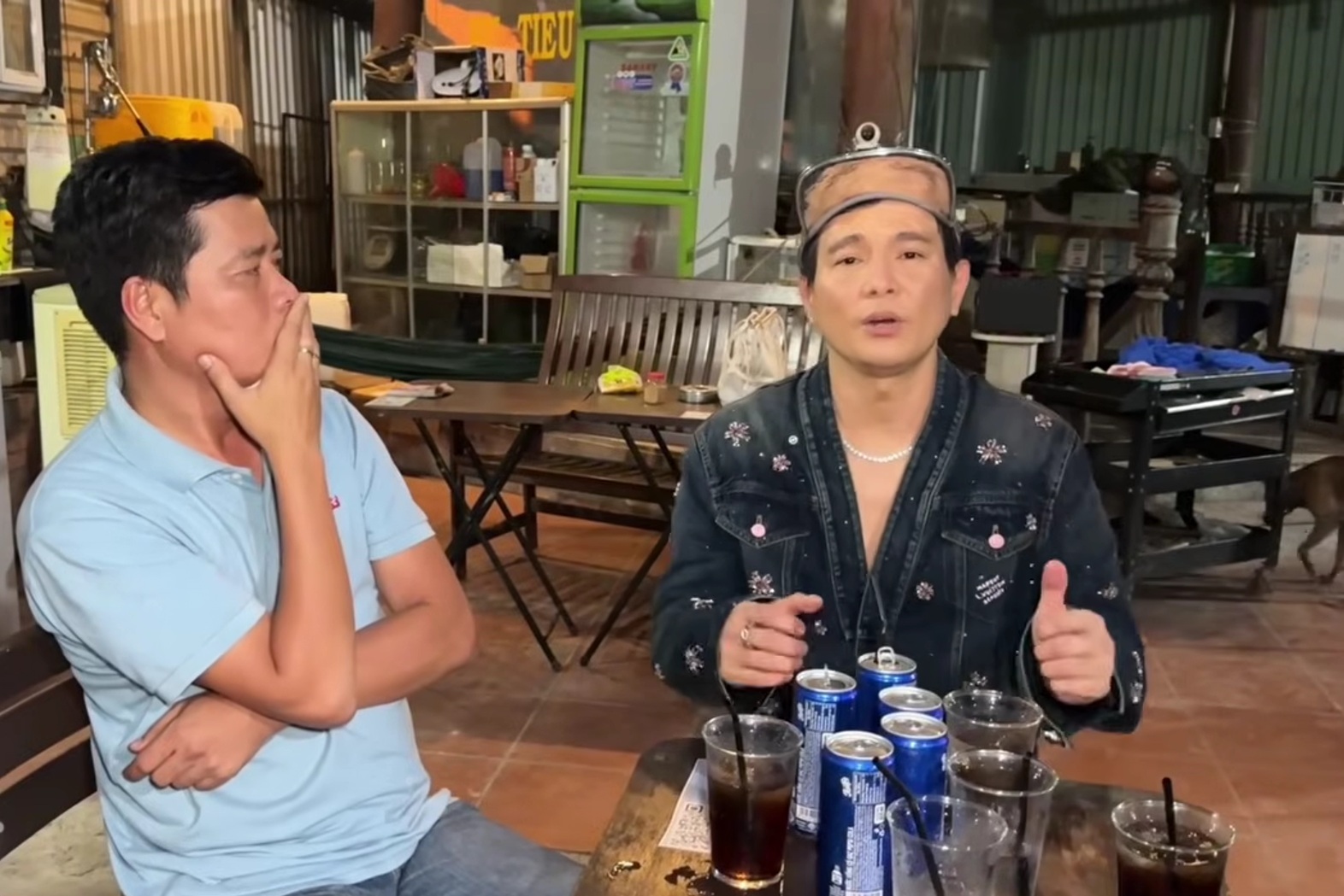 Nam ca sĩ sống lay lắt, được NSƯT Vũ Linh cưu mang: 20 năm quay lại mua lu&ocirc;n căn nh&agrave;- Ảnh 1.