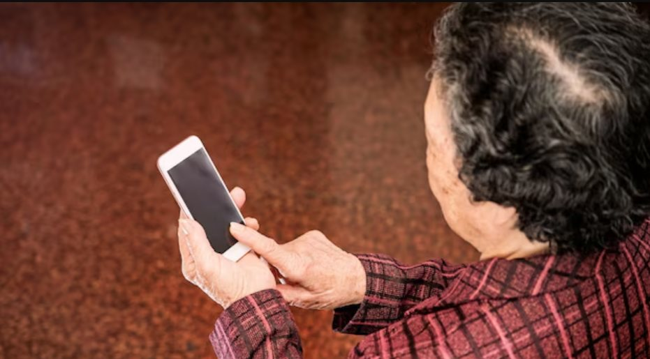 Gen Z cai nghiện smartphone , U60 đ&oacute;n đầu c&ocirc;ng nghệ AI năm 2026 - Ảnh 1.
