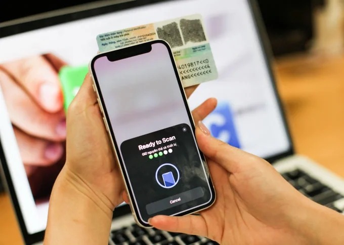 Phong tỏa t&agrave;i khoản ng&acirc;n h&agrave;ng tại Vietcombank , VietinBank v&agrave; Agribank trong những trường hợp n&agrave;o? - Ảnh 1.