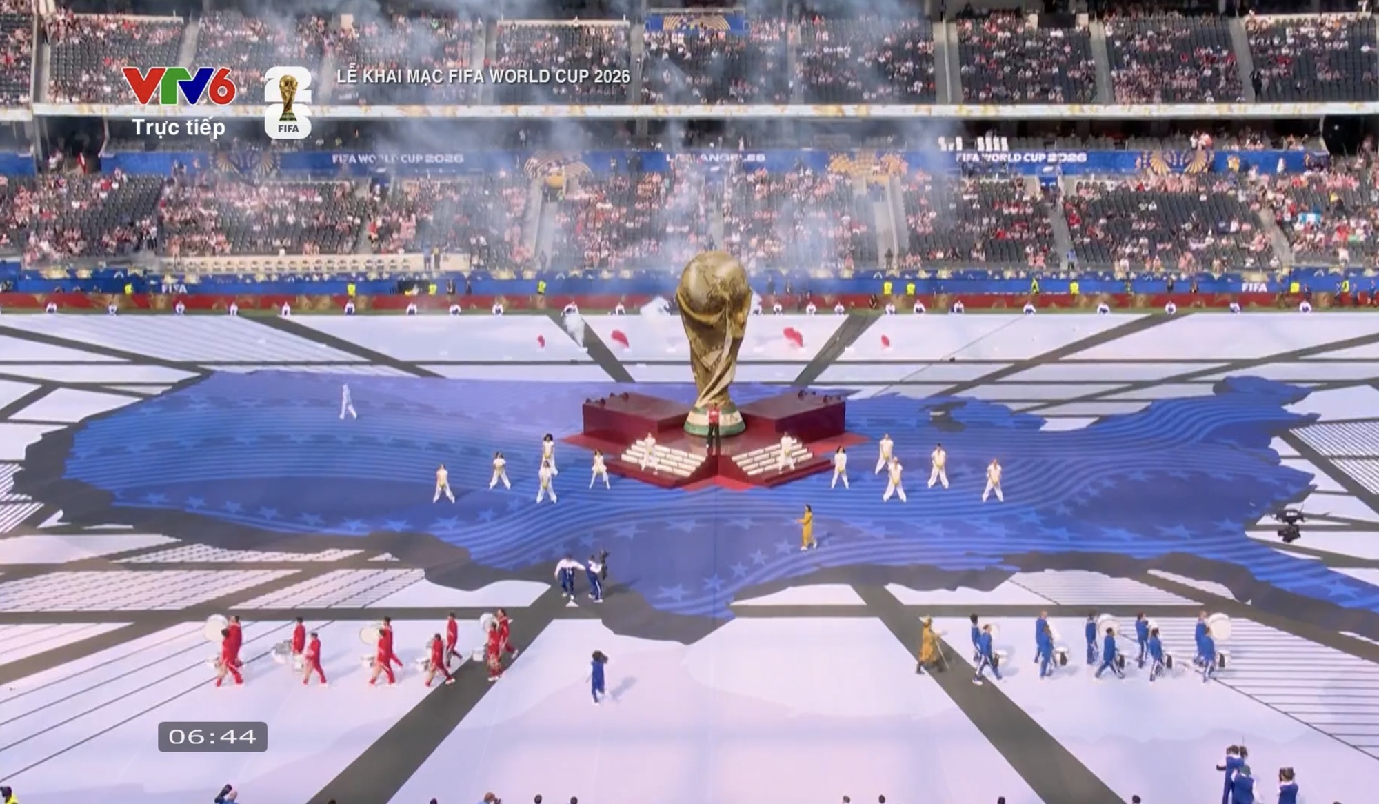 Khai mạc World Cup 2026 tại Mỹ: Lisa (BLACKPINK) đổ bộ biến Los Angeles thành đại nhạc hội toàn cầu- Ảnh 7. Khai mạc World Cup 2026 tại Mỹ: Lisa (BLACKPINK) đổ bộ biến Los Angeles thành đại nhạc hội toàn cầu - Ảnh 7.