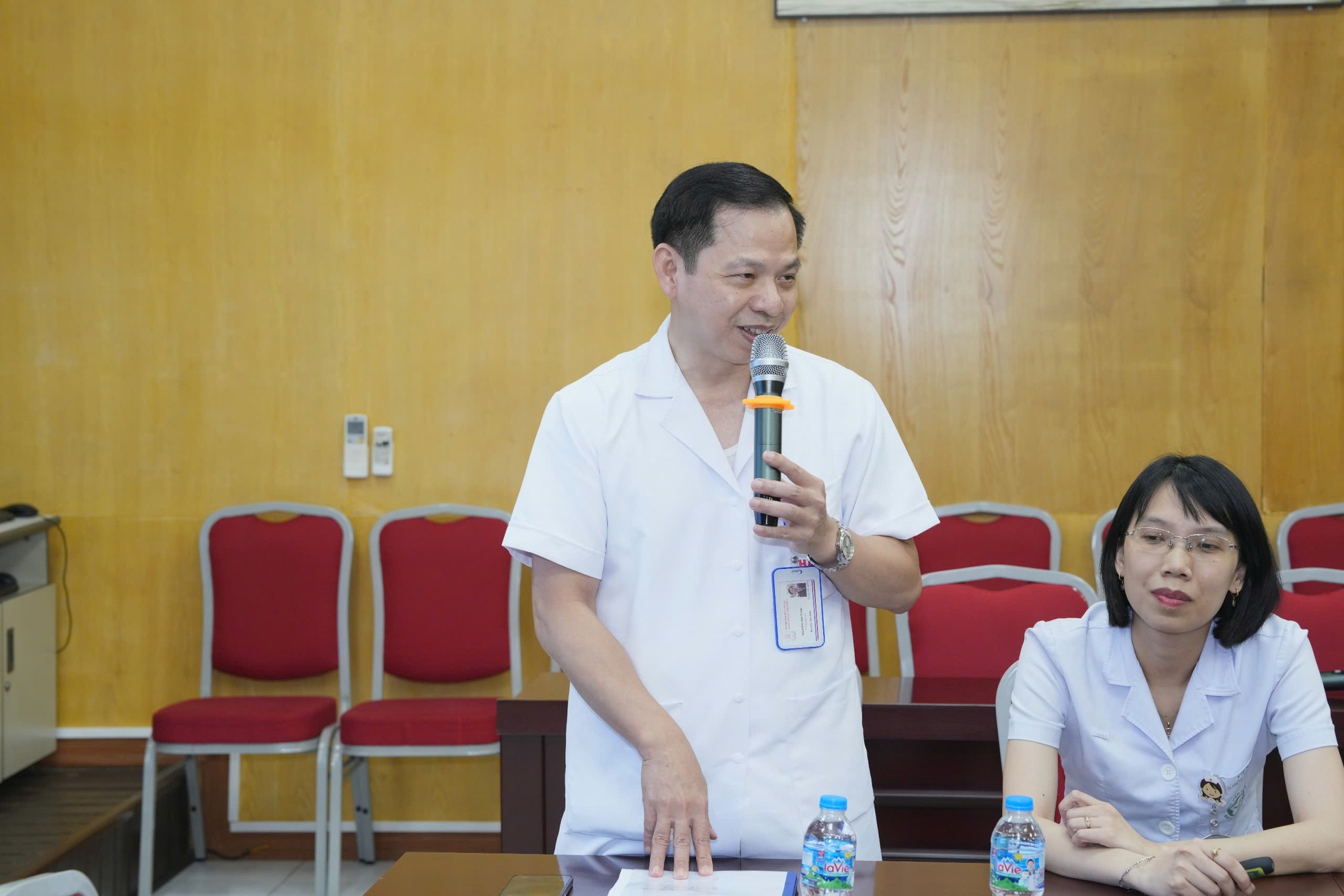 Vụ lừa đảo "kỳ nghỉ": Đây là lý do người cao tuổi dễ sập bẫy - Ảnh 2. Vụ lừa đảo "kỳ nghỉ": Đây là lý do người cao tuổi dễ sập bẫy - Ảnh 2.