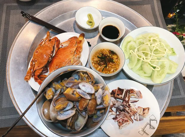 Vợ đột nhi&ecirc;n cho chồng con ăn to&agrave;n m&oacute;n sang, tối n&agrave;o cũng rủ đi chơi, đến khi mẹ vợ v&ocirc; t&igrave;nh tiết lộ sự thật m&agrave; t&ocirc;i cạn lời - Ảnh 2.