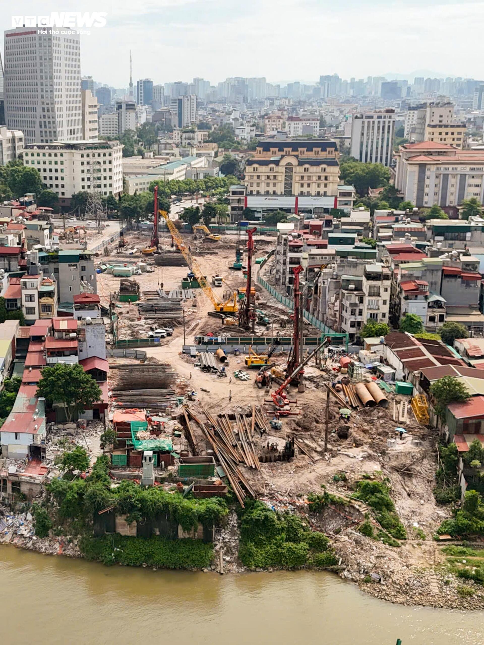 C&aacute;c trụ ch&iacute;nh cầu Trần Hưng Đạo ho&agrave;n th&agrave;nh vượt lũ , hướng tới mục ti&ecirc;u 2027 - Ảnh 11.