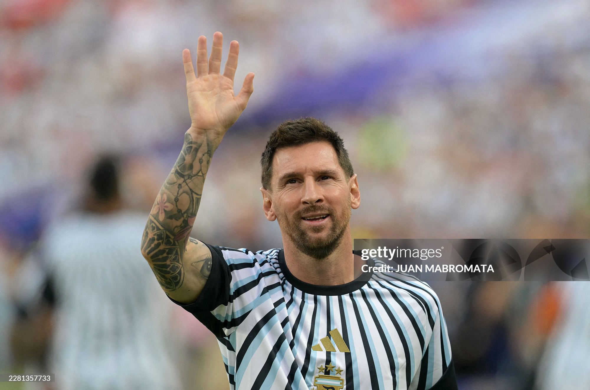 Messi chính thức nắm giữ siêu kỷ lục World Cup, nhanh hơn Ronaldo 16 tiếng - Ảnh 1. Messi chính thức nắm giữ siêu kỷ lục World Cup, nhanh hơn Ronaldo 16 tiếng - Ảnh 1.