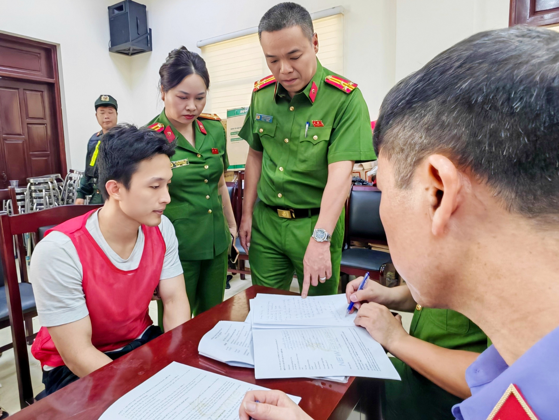 Bộ C&ocirc;ng an cảnh b&aacute;o thủ đoạn lừa đảo hợp đồng kỳ nghỉ năm 2026 - Ảnh 7.