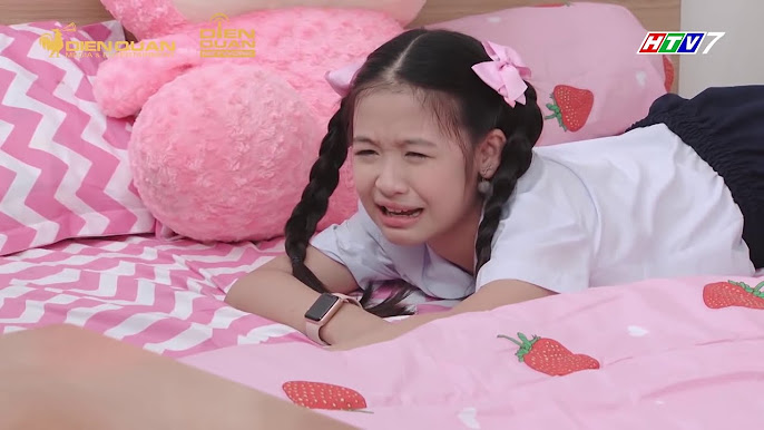 Mỹ nhân Việt mới 18 tuổi đã bị đòi giải nghệ để đi thi Hoa hậu: Nhan sắc thần thánh mê hoặc 4 triệu fan- Ảnh 4. Mỹ nhân Việt mới 18 tuổi đã bị đòi giải nghệ để đi thi Hoa hậu: Nhan sắc thần thánh mê hoặc 4 triệu fan- Ảnh 4.