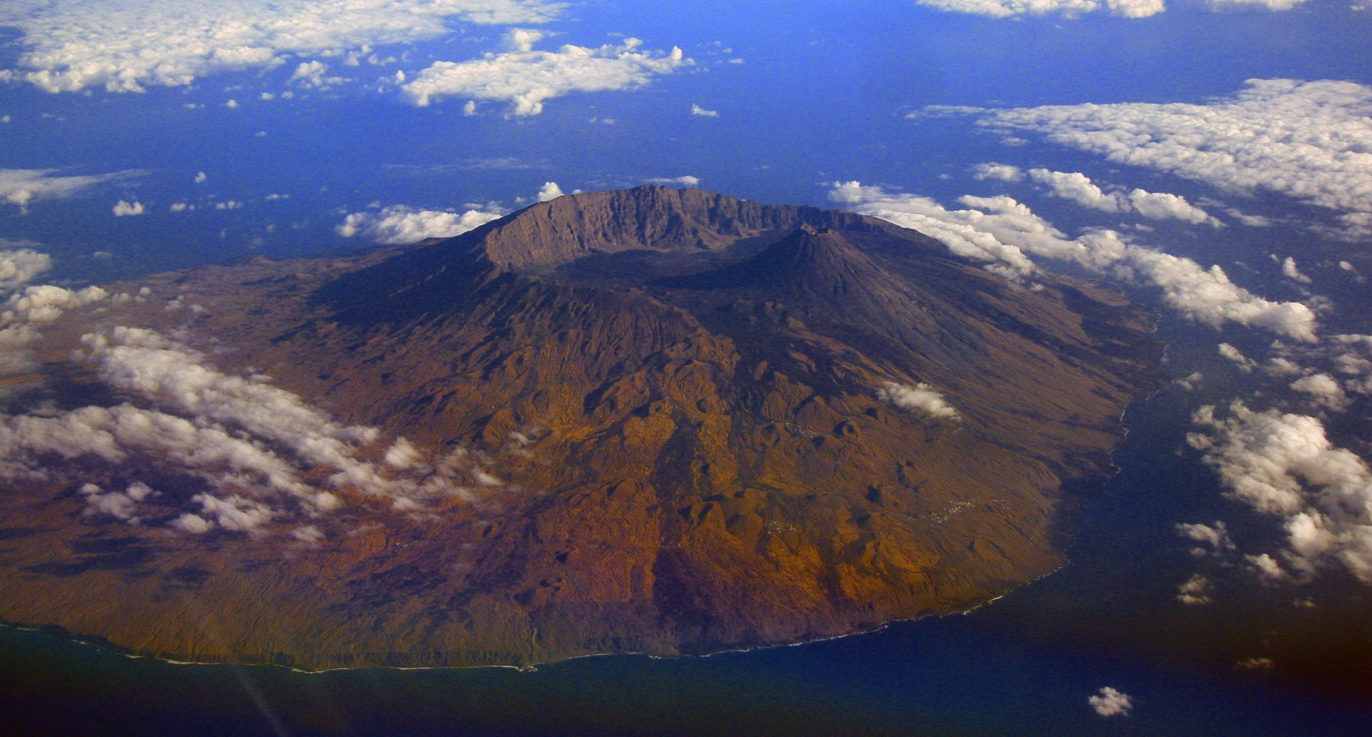 Quốc đảo Cape Verde: Địa điểm du lịch hấp dẫn giữa Đại T&acirc;y Dương năm 2026 - Ảnh 7.