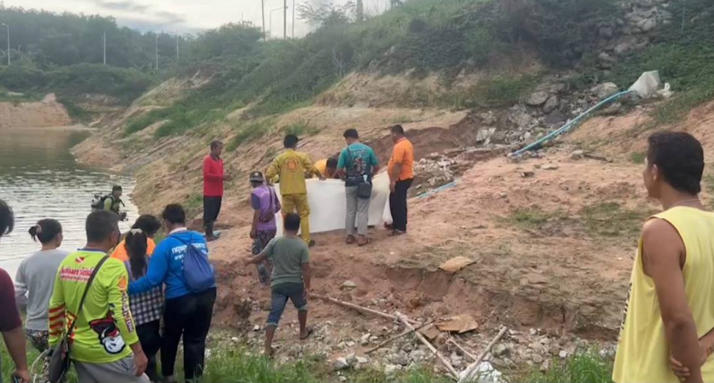 Dẫn trâu đi ăn cỏ, người đàn ông bàng hoàng khi phát hiện