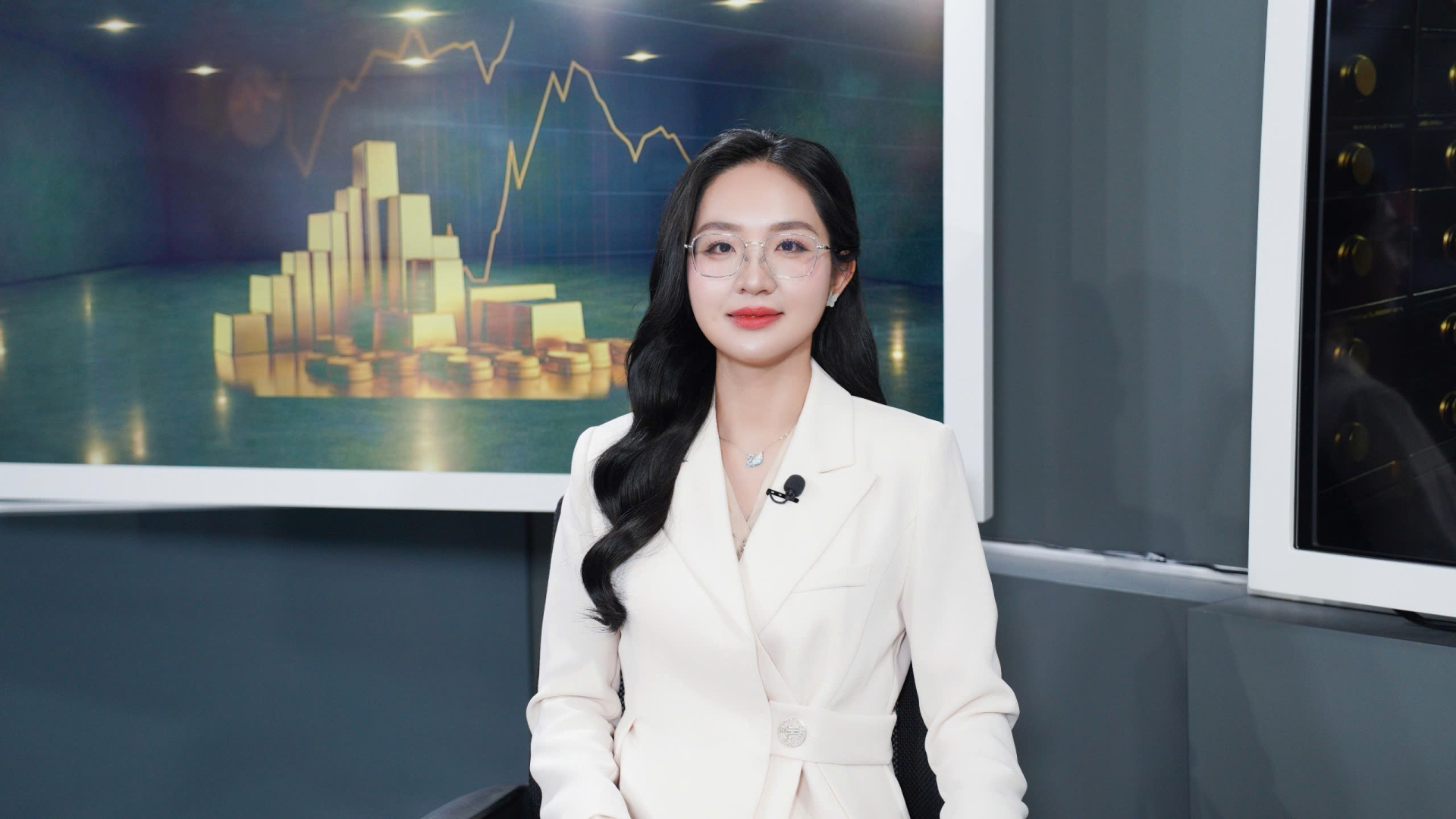 BTV M&ugrave;i Kh&aacute;nh Ly c&ugrave;ng chuy&ecirc;n gia Trần Thanh Mai b&agrave;n c&aacute;ch quản l&yacute; t&agrave;i sản thời kỳ mới - Ảnh 2.