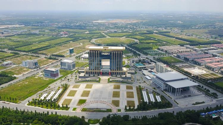 Th&agrave;nh phố gi&agrave;u nhất Việt Nam, nơi quy tụ loạt "&ocirc;ng lớn" bất động sản Vingroup, Sun Group, Masterise Group, Ph&uacute; Mỹ Hưng... đang t&igrave;m chủ cho 2 khu đ&ocirc; thị hơn 144.000 tỷ đồng, rộng 500ha - Ảnh 1.